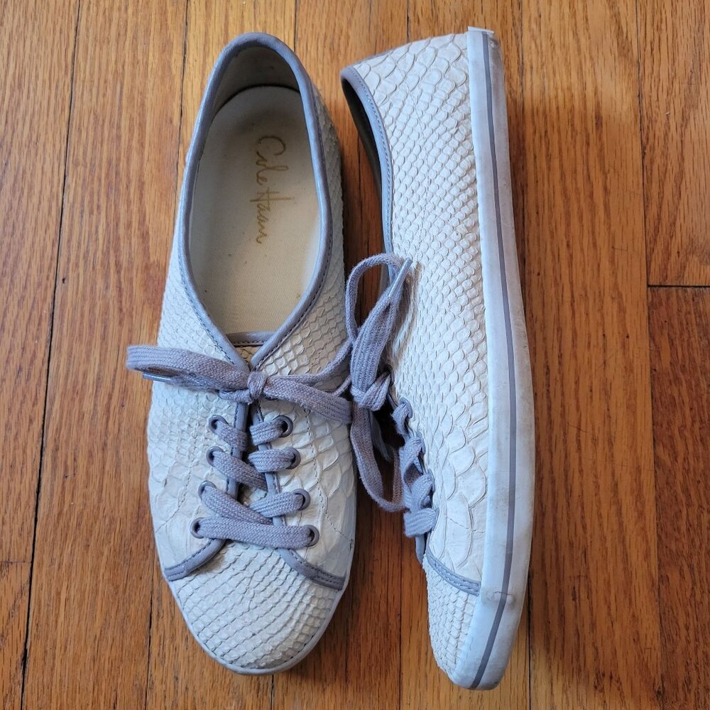 Cole Haan Snake‎ Print Lace Up Sneakers 9B Flats Comfort Shoes